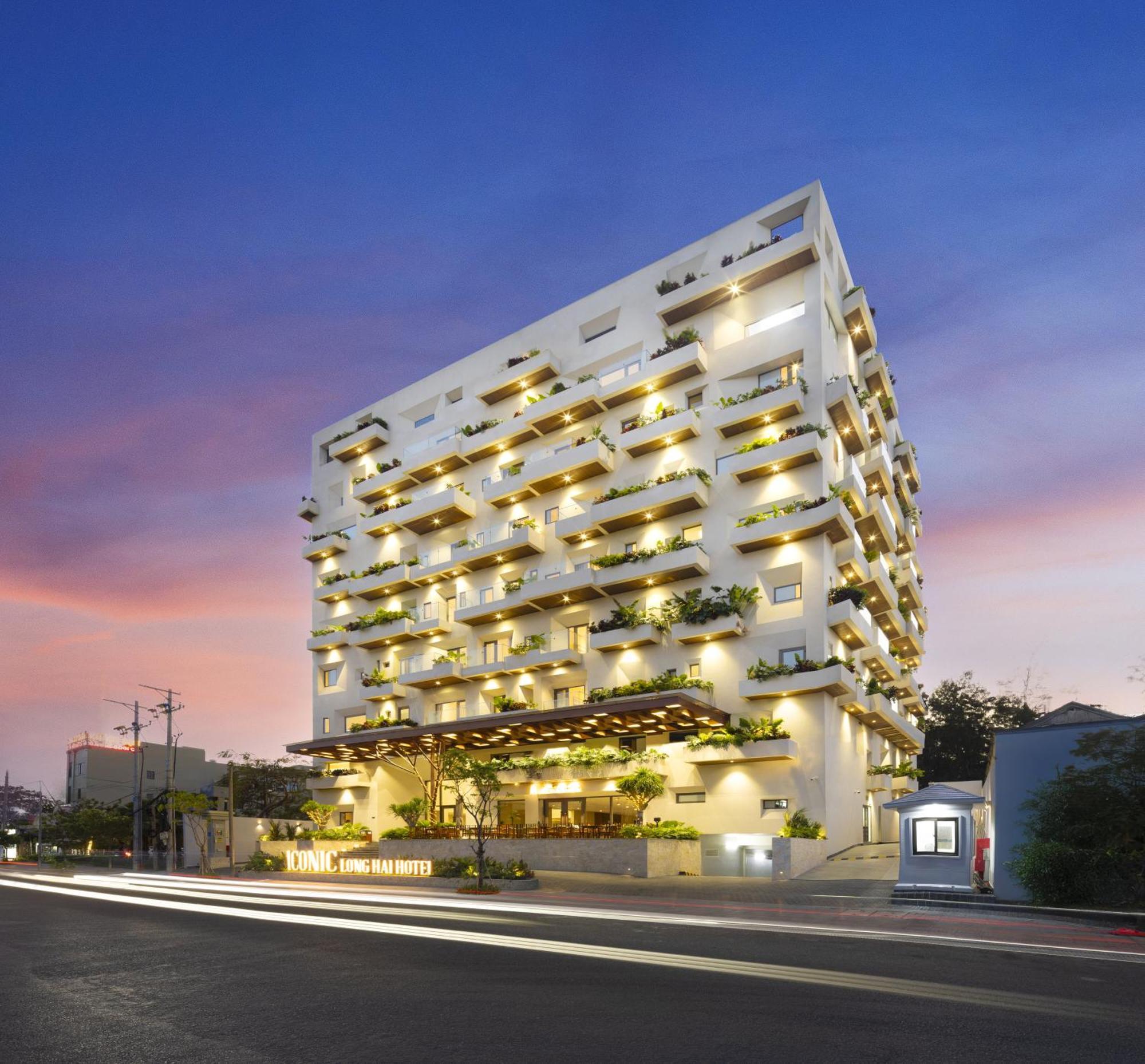 Iconic Long Hai Hotel Buitenkant foto